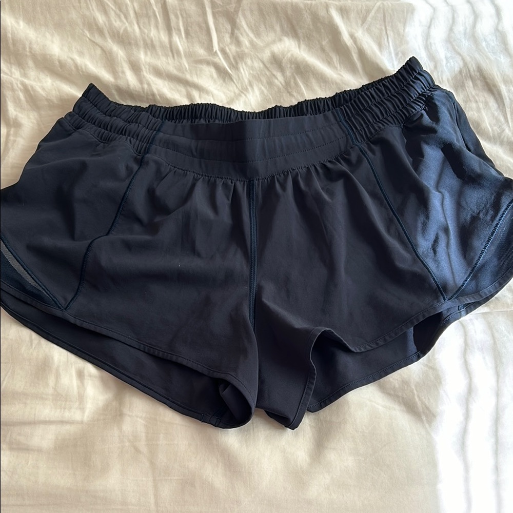 Lululemon True Navy Hotty Hot Low Rise 2.5”